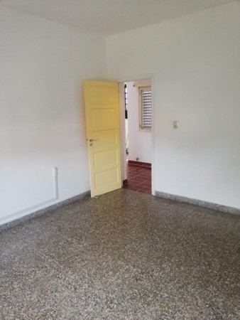 Propiedad centrica ideal para oficina y local