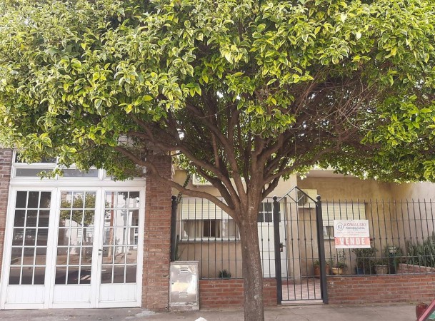 VENDO CASA Belgrano 2.455