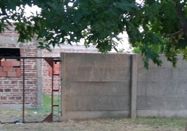 Terreno con obra techada 